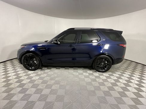 Certified 2020 Land Rover Discovery Landmark image 2