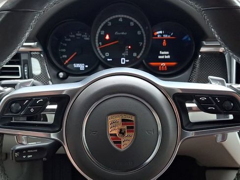 Certified 2021 Porsche Macan Turbo AWD/4WD image 23