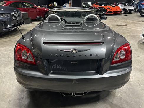 Used 2005 Chrysler Crossfire Limited RWD image 9