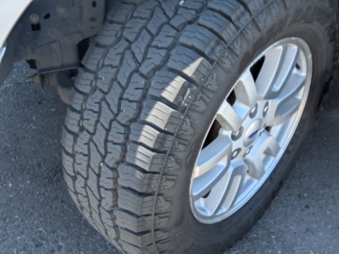 Used 2014 Ford Expedition XLT RWD image 43