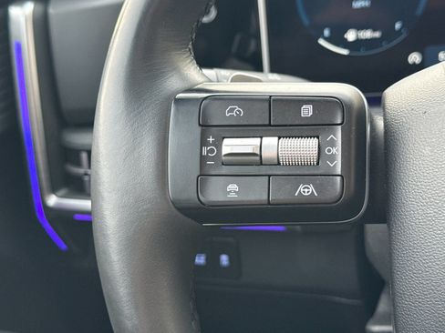 Certified 2024 Hyundai Santa Fe Limited AWD/4WD image 27