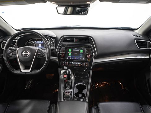 Used 2023 Nissan Maxima SL FWD image 13