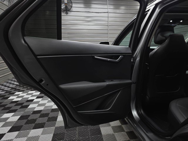 Used 2025 Kia Niro EX Touring FWD image 34