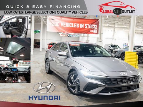 Used 2025 Hyundai Elantra SEL image 1