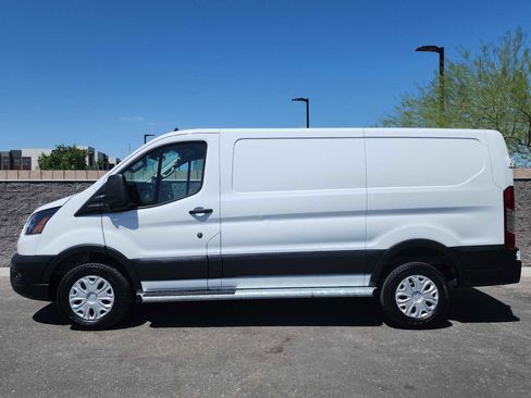 Used 2025 Ford Transit 250 Low Roof w/ Exterior Upgrade Package RWD image 5