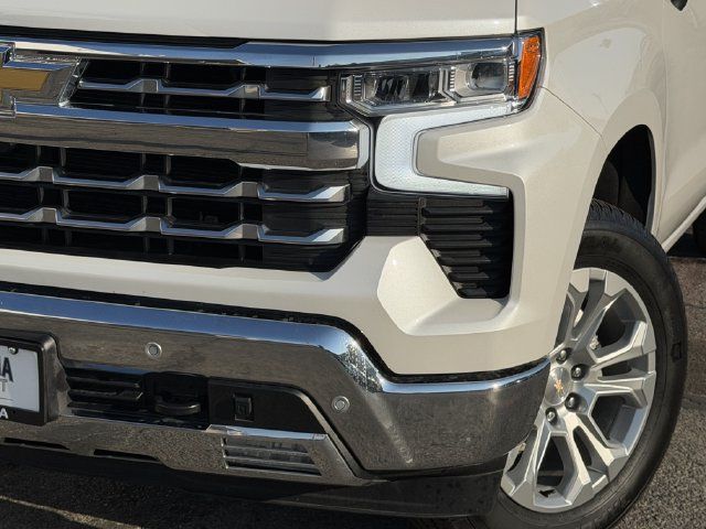 Used 2025 Chevrolet Silverado 1500 LTZ w/ Technology Package AWD/4WD image 12