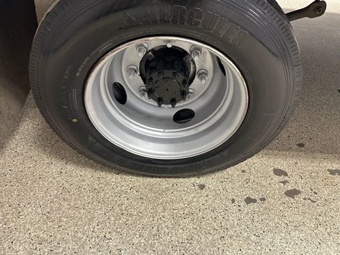 Used 2005 GMC TopKick C4500 4x4 Regular Cab image 25