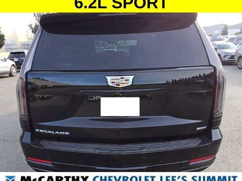 Used 2025 Cadillac Escalade Sport w/ Touring Package AWD/4WD image 6