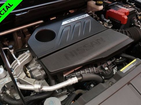 Used 2022 Nissan Rogue SV image 65