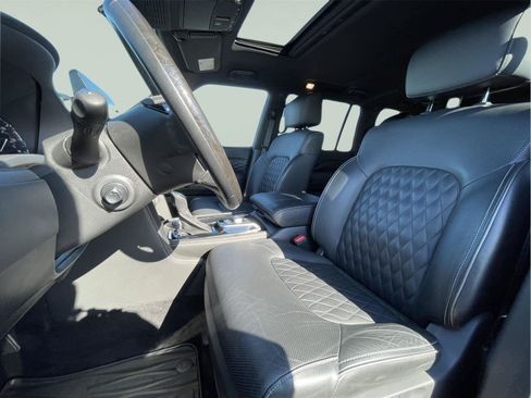 Used 2023 INFINITI QX80 Sensory w/ All-Season Package AWD/4WD image 14
