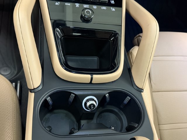 Certified 2026 Porsche Cayenne E-Hybrid Coupe AWD/4WD image 22
