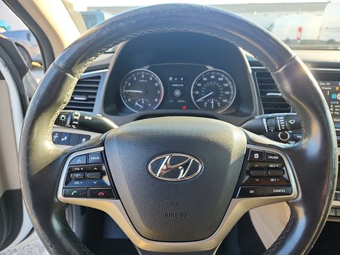 Used 2018 Hyundai Elantra ECO image 12