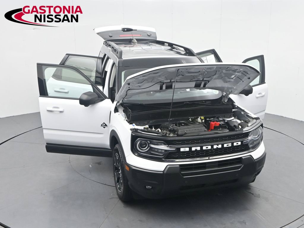 Used 2025 Ford Bronco Sport Outer Banks w/ Outer Banks Tech Package+ AWD/4WD image 42