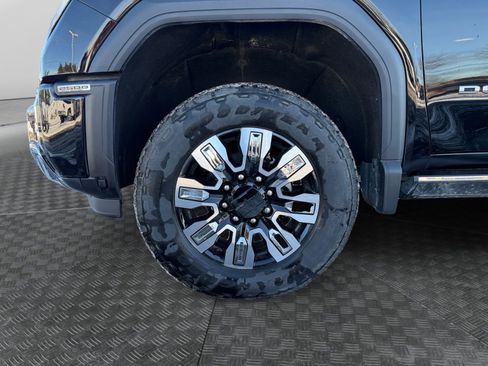 Used 2025 GMC Sierra 2500 Denali w/ Denali Reserve Package image 14