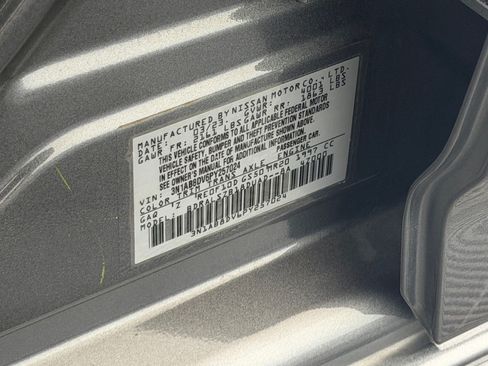 Used 2023 Nissan Sentra SR w/ SR Premium Package FWD image 21