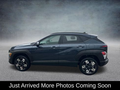Used 2024 Hyundai Kona SEL AWD/4WD image 2
