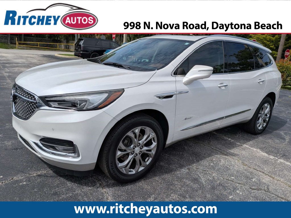 Used 2019 Buick Enclave Avenir w/ Avenir Technology Package FWD image 1