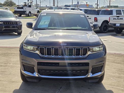 New 2025 Jeep Grand Cherokee L Laredo w/ Luxury Tech Group I image 7