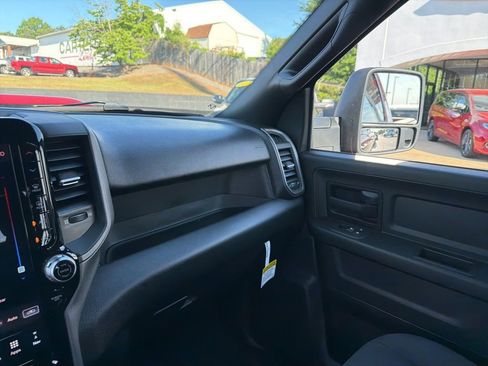 New 2026 RAM 2500 Tradesman AWD/4WD image 31