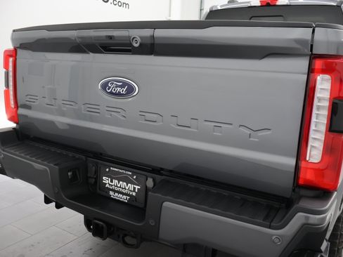 Used 2024 Ford F250 Lariat w/ Lariat Ultimate Package AWD/4WD image 30