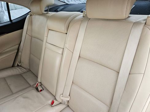 Used 2013 Lexus ES 350 w/ Luxury Pkg image 12