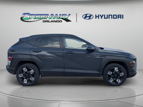 Certified 2024 Hyundai Kona SEL w/ Convenience Package AWD/4WD image 9