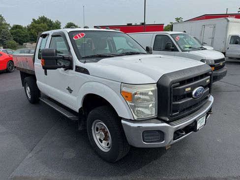 Used 2011 Ford F250 XL w/ PWR Equipment Group image 3