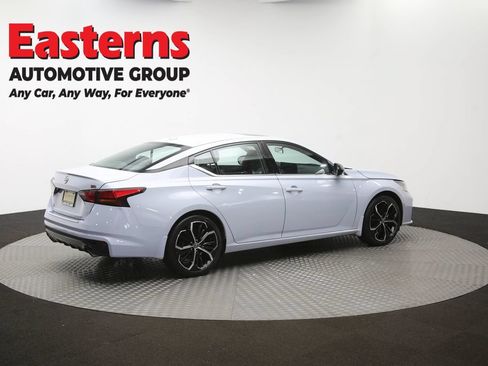 Used 2023 Nissan Altima 2.5 SR w/ SR Premium Package FWD image 43