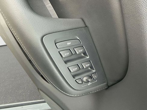 Used 2024 Volvo S60 B5 Core w/ Climate Package image 19