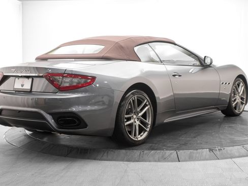 Used 2018 Maserati GranTurismo MC RWD image 11