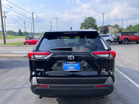 Used 2019 Toyota RAV4 LE w/ All Weather Liner Package AWD/4WD image 6
