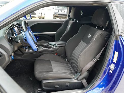 Used 2022 Dodge Challenger R/T Scat Pack RWD image 7