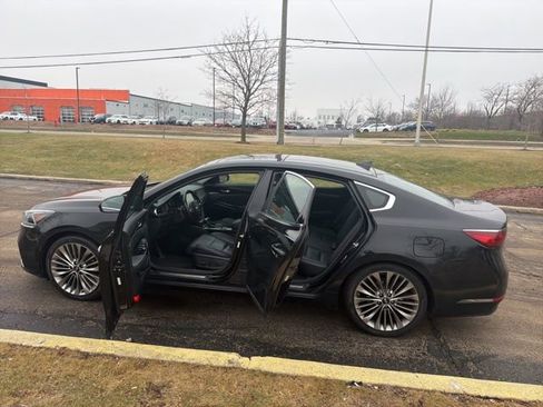 Used 2019 Kia Cadenza Limited image 19