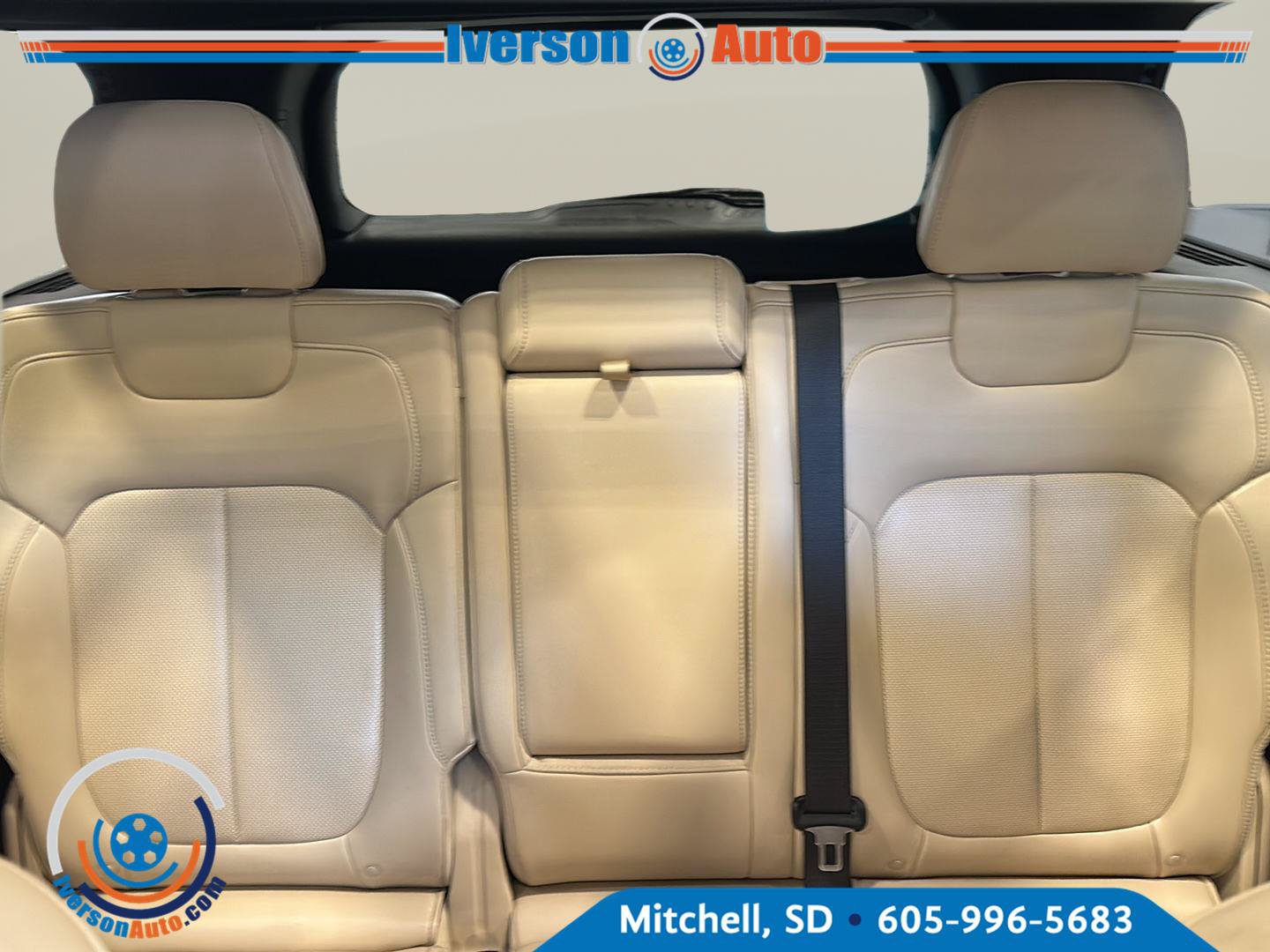 Used 2025 Jeep Grand Cherokee Limited w/ Luxury Tech Group II AWD/4WD image 25