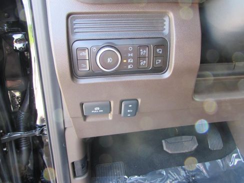 New 2025 Ford F250 King Ranch image 19