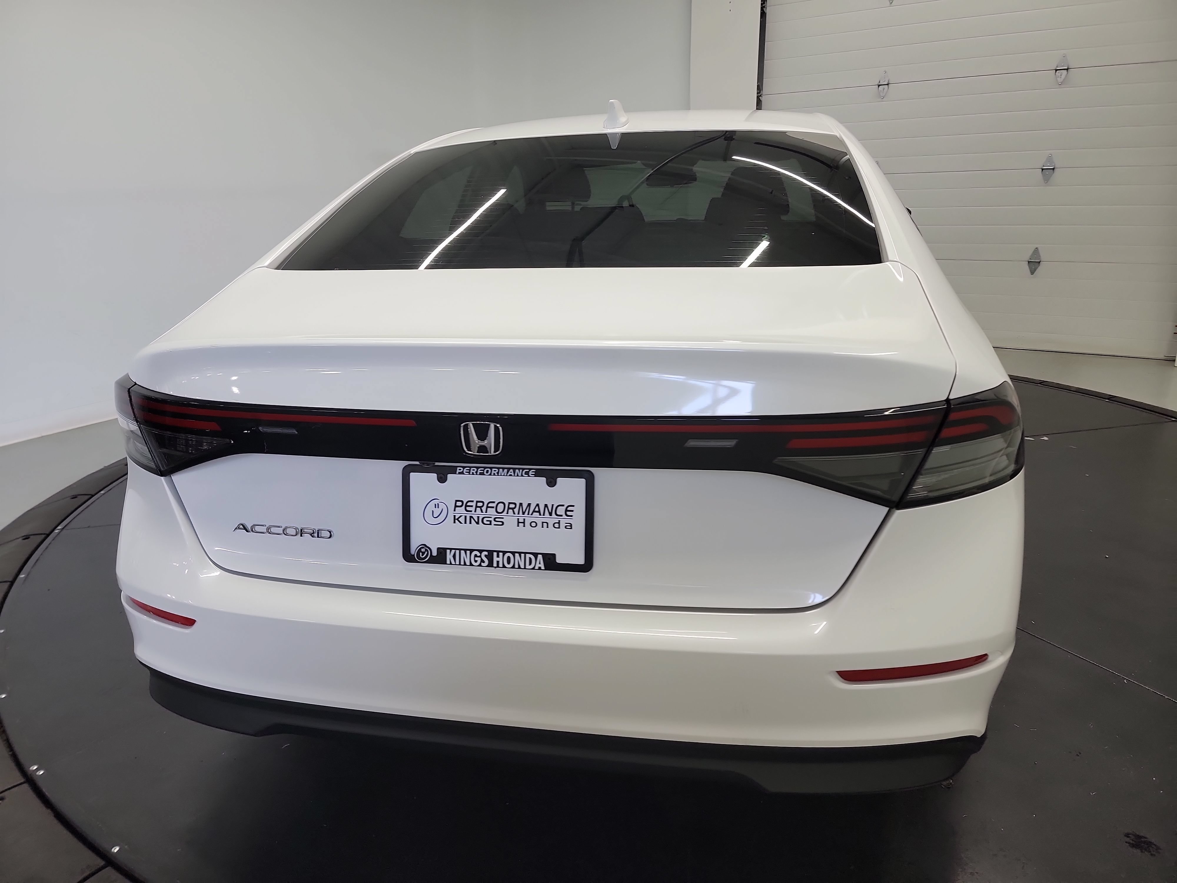 Certified 2023 Honda Accord EX image 8