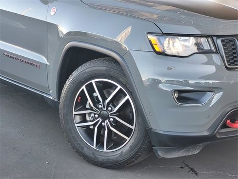 Certified 2020 Jeep Grand Cherokee Trailhawk image 3