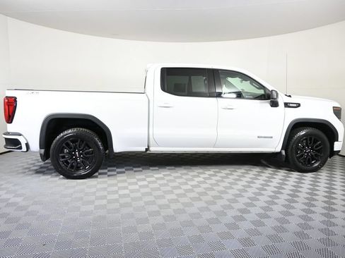 Used 2024 GMC Sierra 1500 Elevation w/ Preferred Package AWD/4WD image 8