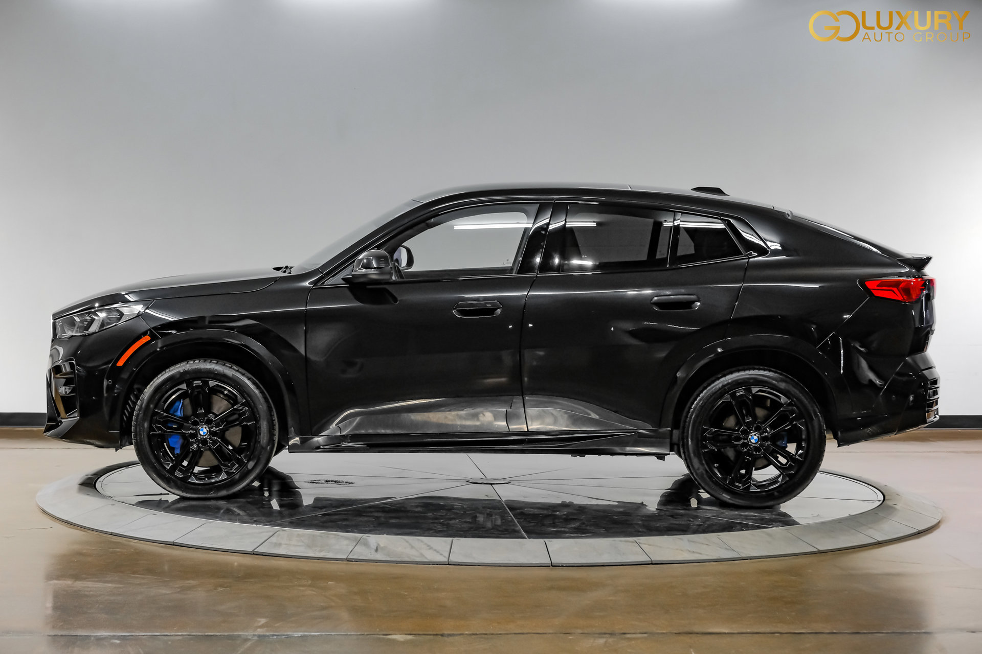 Used 2026 BMW X2 xDrive28i AWD/4WD image 12