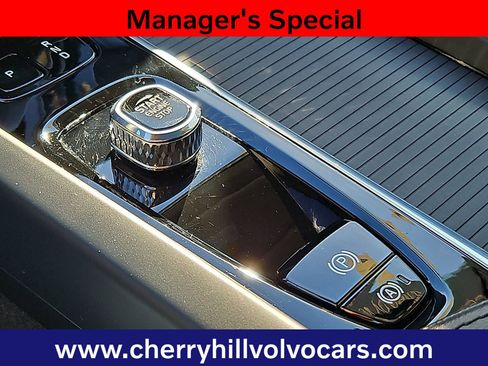 Certified 2024 Volvo XC60 B5 Core w/ Protection Package Premier image 24