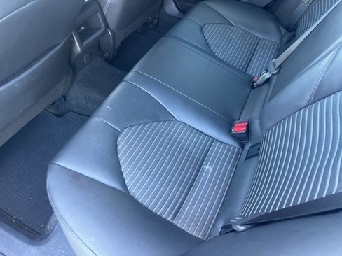 Used 2024 Toyota Camry SE image 27