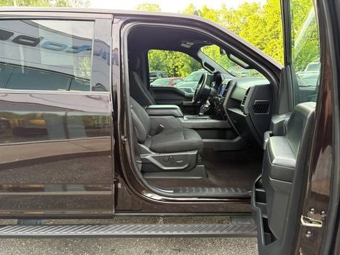 Used 2020 Ford F150 XLT w/ Equipment Group 302A Luxury AWD/4WD image 29