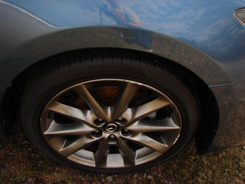 Used 2018 MAZDA MAZDA3 Grand Touring w/ Premium Equipment Package image 3