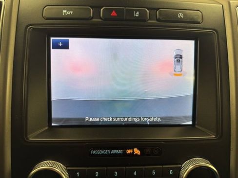 Used 2020 Ford Expedition XLT w/ Equipment Group 202A image 25