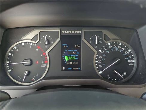 Used 2023 Toyota Tundra Limited w/ Power Package AWD/4WD image 11