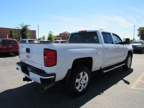 Used 2018 Chevrolet Silverado 2500 LTZ w/ Duramax Plus Package AWD/4WD image 6