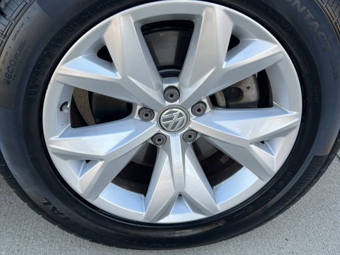 Used 2019 Volkswagen Atlas SE image 12