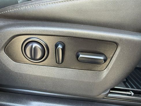 Used 2021 Chevrolet Silverado 2500 LTZ w/ LTZ Plus Package image 18