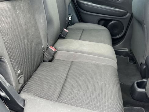 Used 2019 Honda HR-V LX image 13