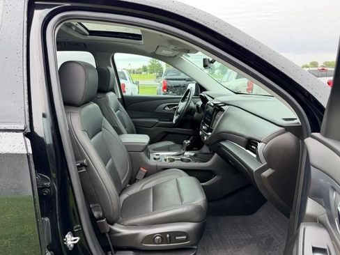 Used 2019 Chevrolet Traverse Premier w/ Redline Edition AWD/4WD image 10